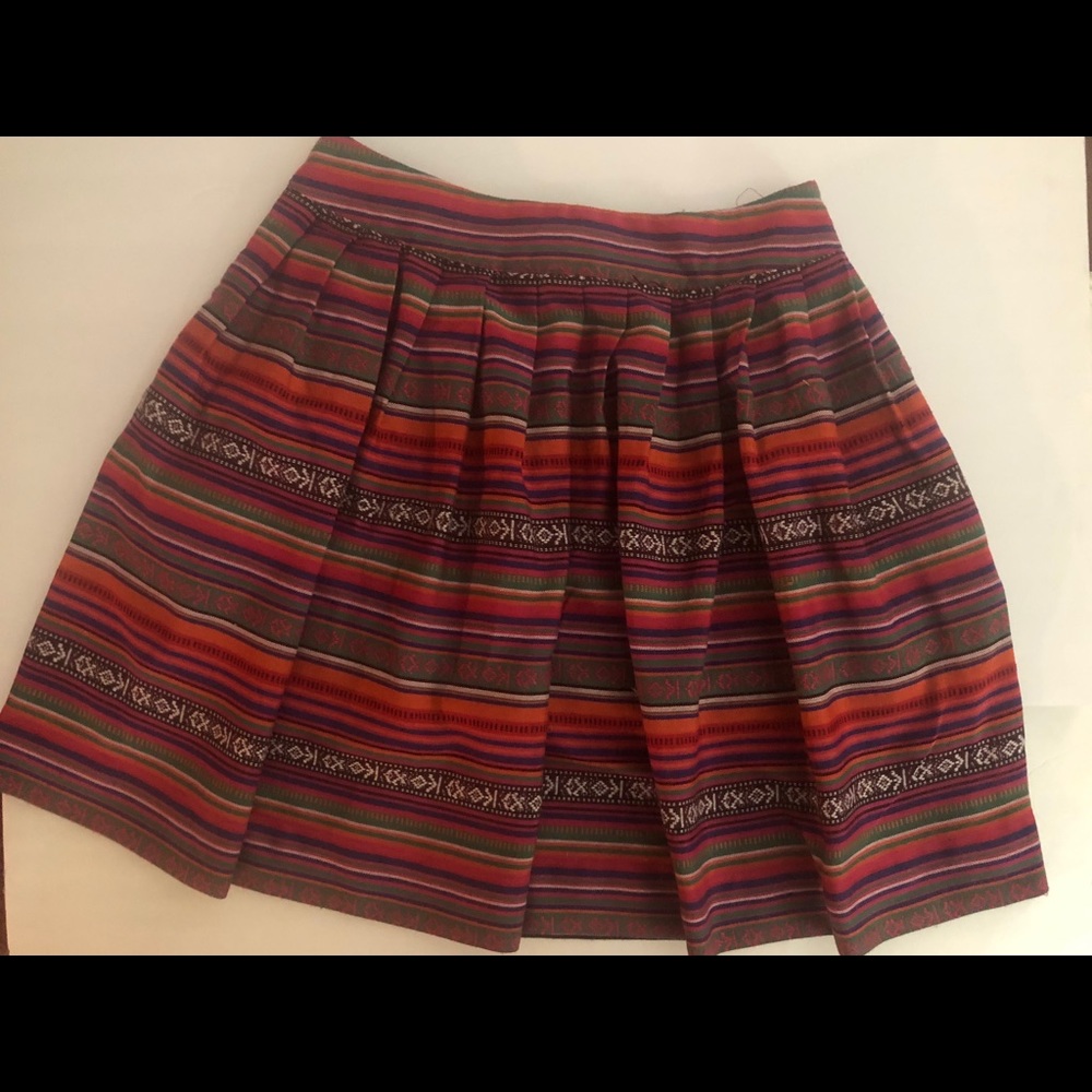 Traditional style skirt. Vintage forever 21